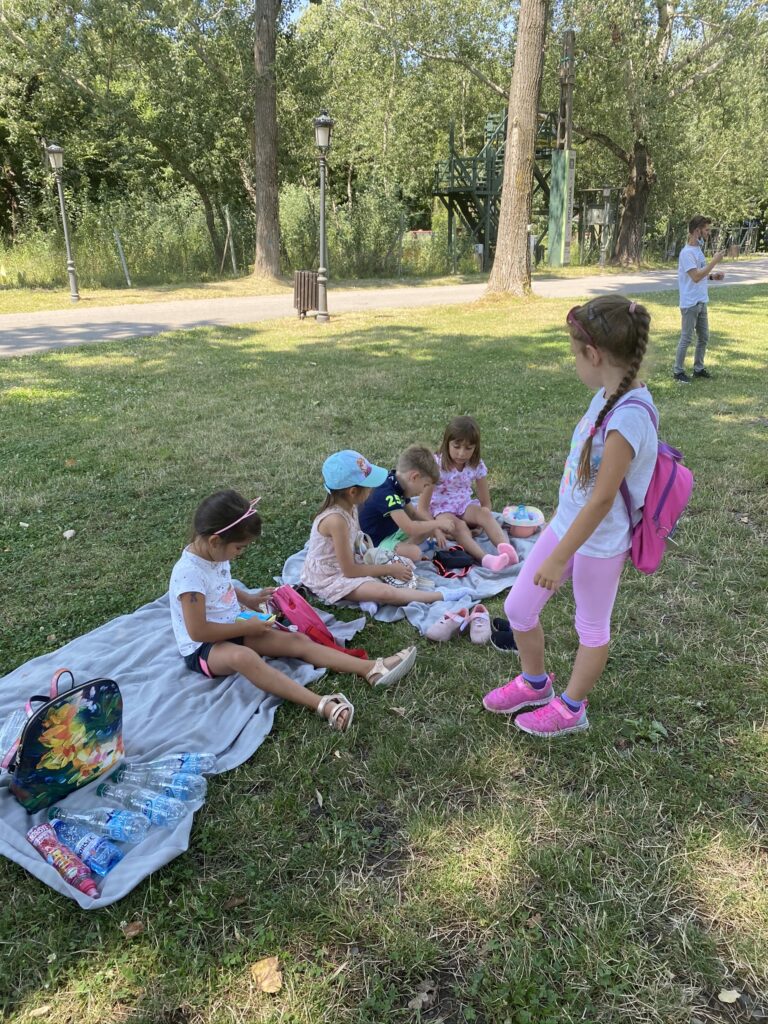 SunshineEdu Poza scoala-de-vara-100.jpg